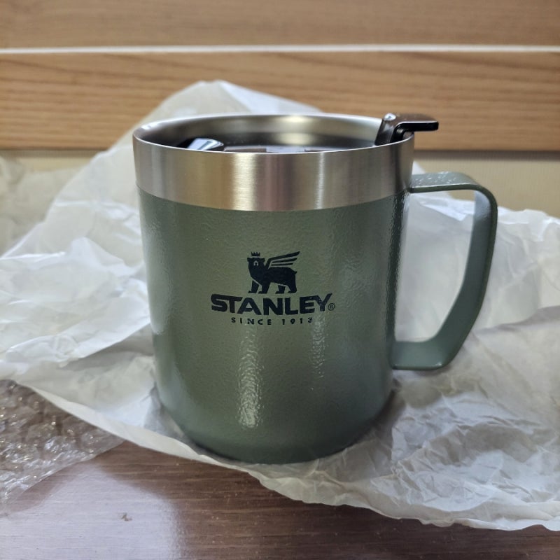 스탠리〔 STANLEY 〕클래식 캠프 머그 354ml. 헤머톤 그린 【 ft. GO 진공 텀블러 473ml 비교 】 보온....