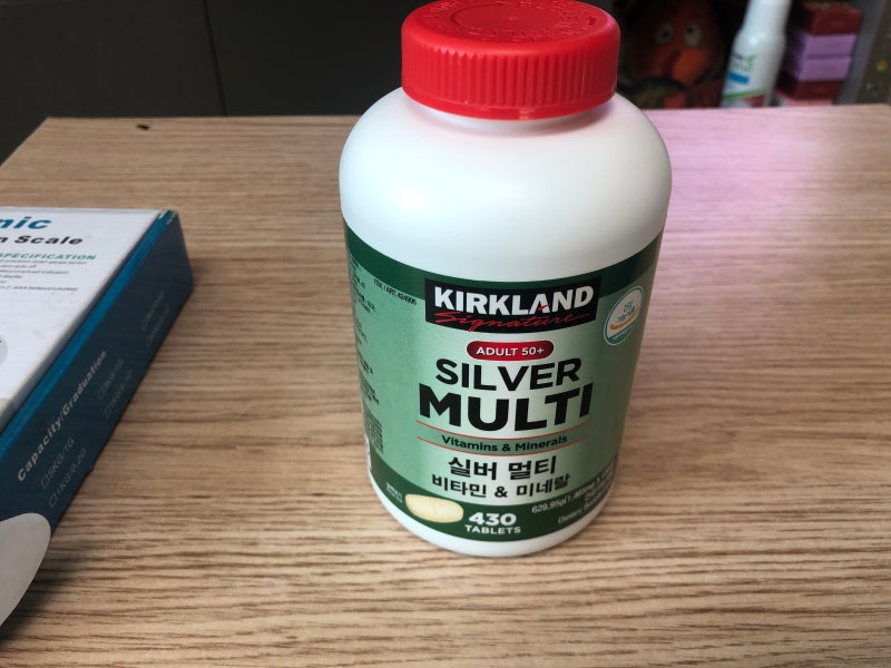 커클랜드시그니춰 실버멀티비타민 & 미네랄 1,465mg X 430정 [코스트코]