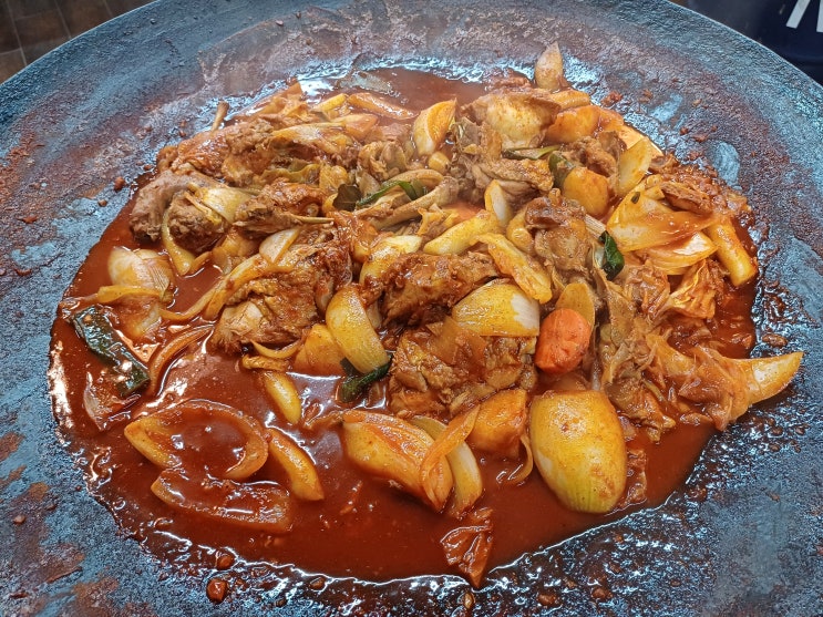 대구 동구 팔공산 닭도리탕 맛집 '김씨네 솥뚜껑 닭볶음탕'