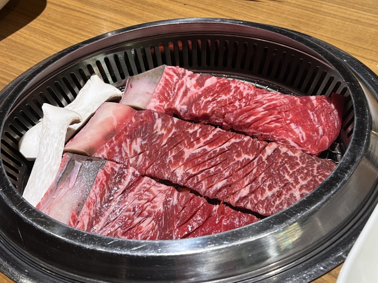  천안 소갈비 맛집 | 불당동 신화푸드빌리지 모임하기 좋은 야들야들 '송도갈비' 후기