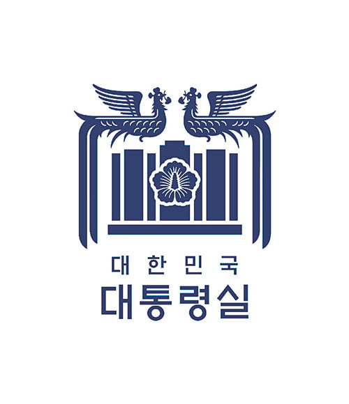 윤 대통령 "전국적으로 <b>군사시설보호구역</b> 1억300만평 <b>해제</b>"
