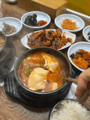  공덕시장 가정식백반 맛집 봄이네식당