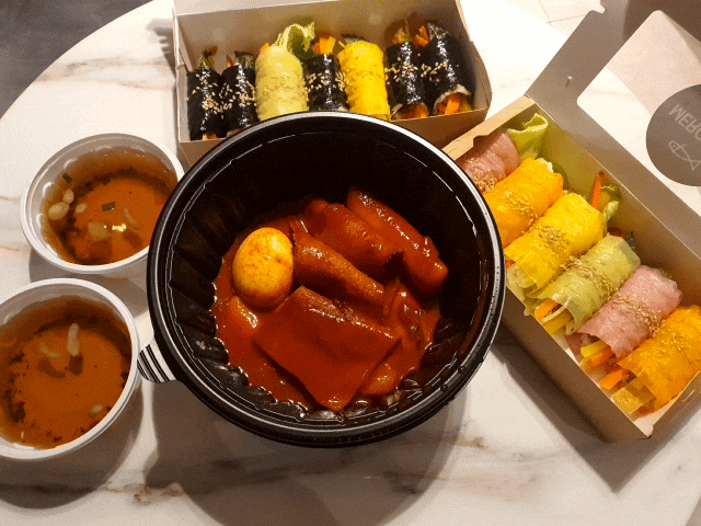 [경남 통영] 먹거리 이색적인 김밥  통영 여행 중앙시장 맛집 메르치 45
