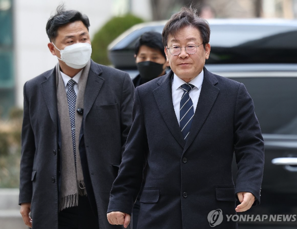 [이재명 게이트] 26일 각각 <b>재판</b>받는 이재명과 부인 <b>김혜경</b>... 