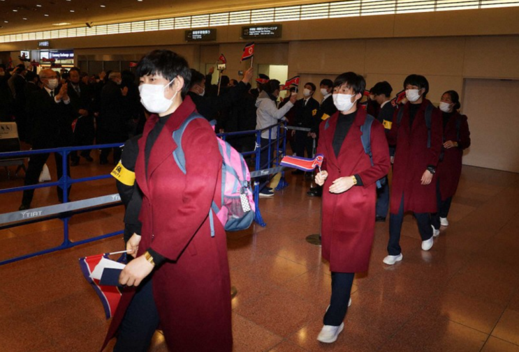 북한 <b>여자축구</b> 대표팀, 올림픽 최종예선 위해 일본 도착