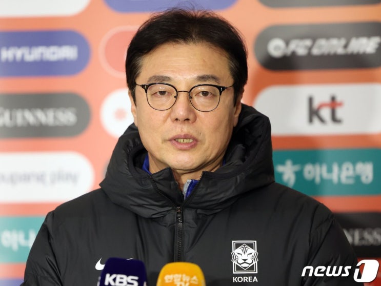 <b>황선홍</b>, 축구<b>대표팀</b> 임시 사령탑 선임. 붉은 악마의 함성을... 