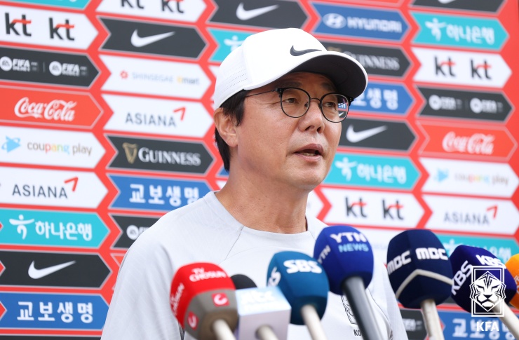 감독’ <b>황선홍</b>, 대한민국 A대표팀 감독 선임. 3월 <b>태국</b> 2연전... 