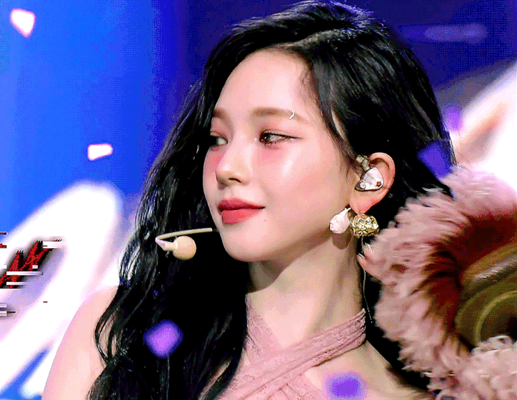 <b>카리나</b> 남친이 누군데