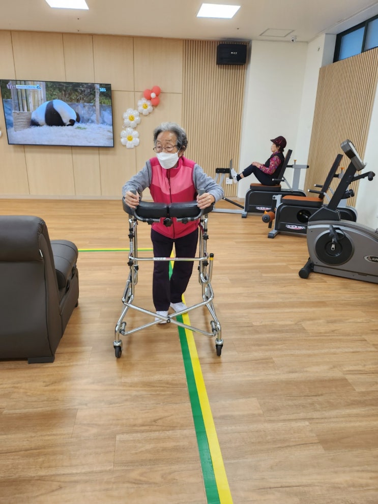  대전주간보호센터 예스케어둔산주간보호센터의 행복한 일상입니다~~^^