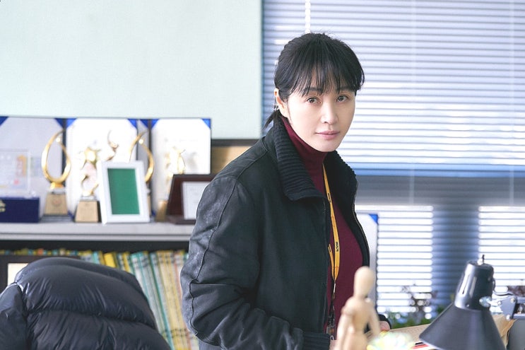 드라마 <<b>트리거</b>> 정보 * 디즈니+ <b>김혜수</b> 입성! 정성일 주종혁... 