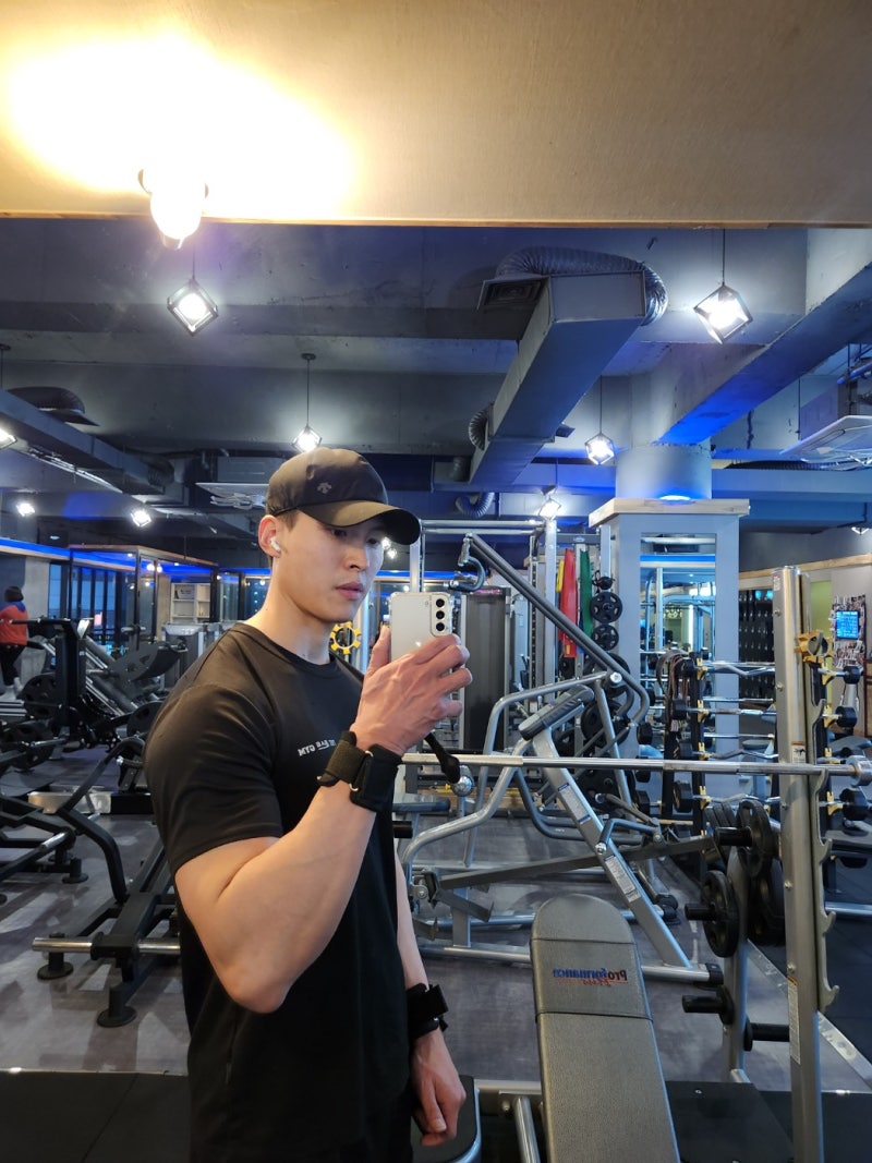 [헬스장 남자 패션] 헬린이 헬스 패션 (회원복, 머슬핏, 나시, 오버핏) : 네이버 블로그
