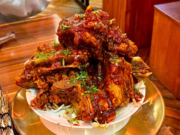 서면 뼈구이 고담 맛과 분위기 모두 갓벽한 신상 맛집 서면 뼈구이 고담 맛과 분위기 모두 갓벽한 신상 맛집