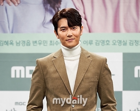 '사기 피소' <b>재희</b> "<b>배우는 호구</b>가 아닙니다" 직접 밝힌 입장