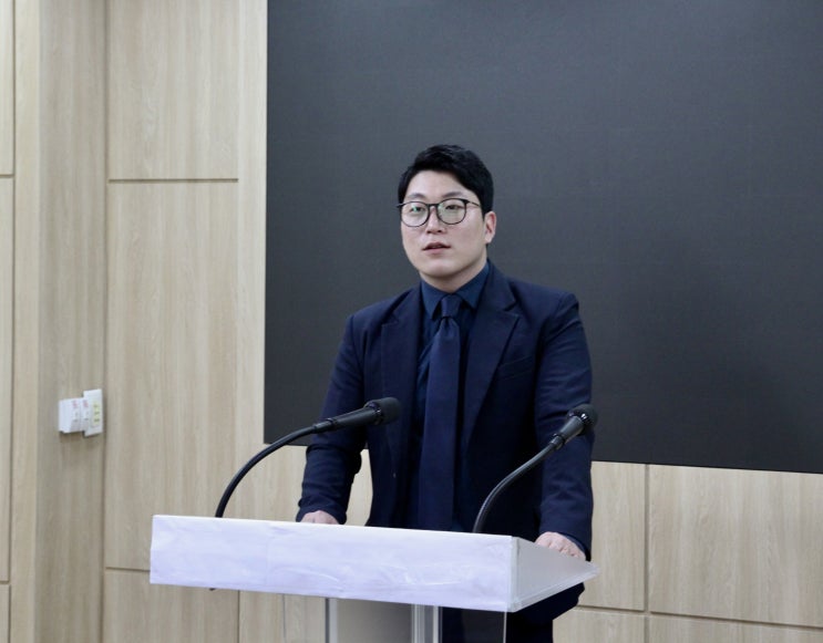 이슈> <b>김민석</b> 강서구의원, 장덕천 부천병 예비후보 <b>사퇴 촉구</b>