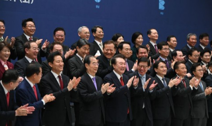 교육부,<b>늘봄학교</b> 총력지원/장미란 일일강사.<b>늘봄학교</b>... 