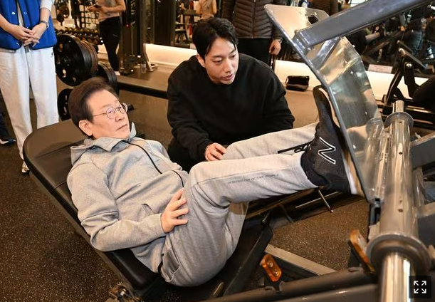 <b>이재명</b>, 탈당 의원들에게 “경기 질 것 같으니까 안하겠다는 것.”