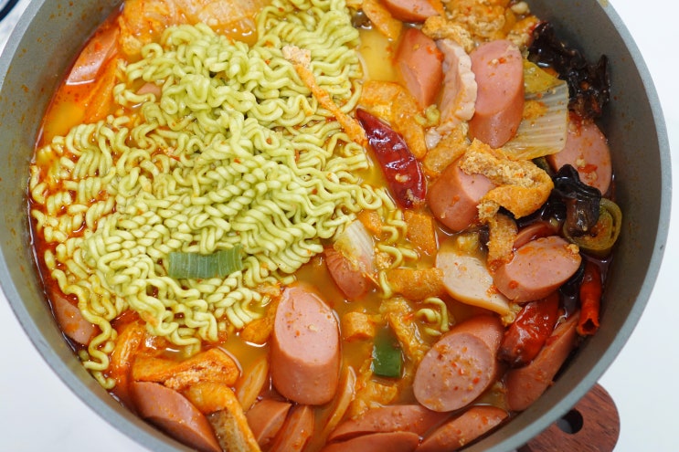 마이셰프와 만난 킹콩부대찌개 밀키트 추천