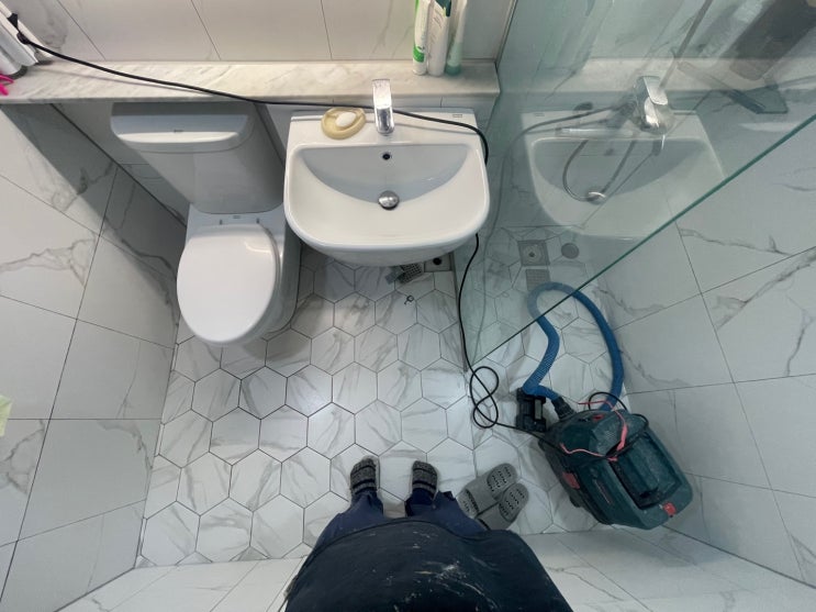 분당구 방수 업체 | 아파트 화장실 누수로 생긴 물 샘 피해 사례!
