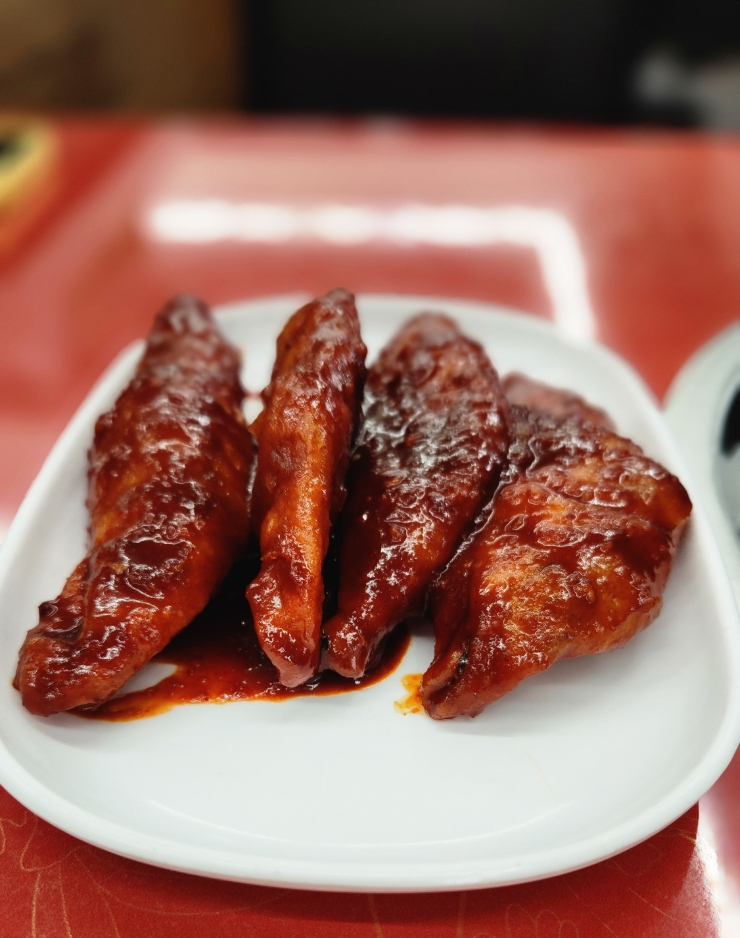  무침 만두와 즉석 떡볶이의 조합 l 이수역 맛집 애플하우스