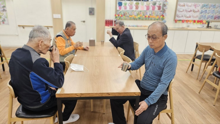  대전주간보호센터 예스케어둔산주간보호센터의 행복한 일상입니다~~^^