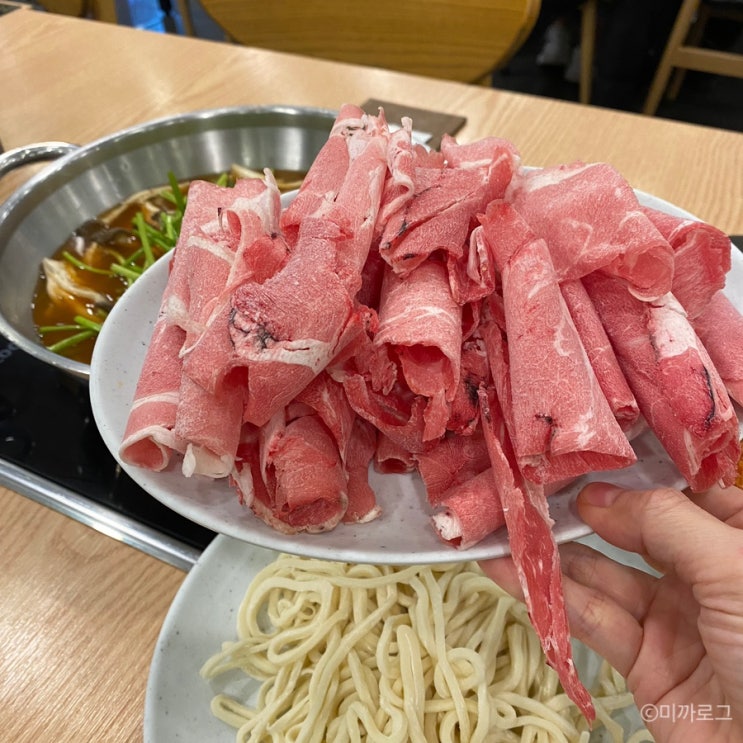  범어사 샤브샤브 얼크니손칼국수 가성비 좋은 주차장 식당