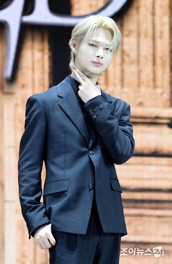 <b>엔하이픈</b> 日멤버 <b>니키</b> "<b>삼일절</b> 빨간 날 부럽다" 망언... 