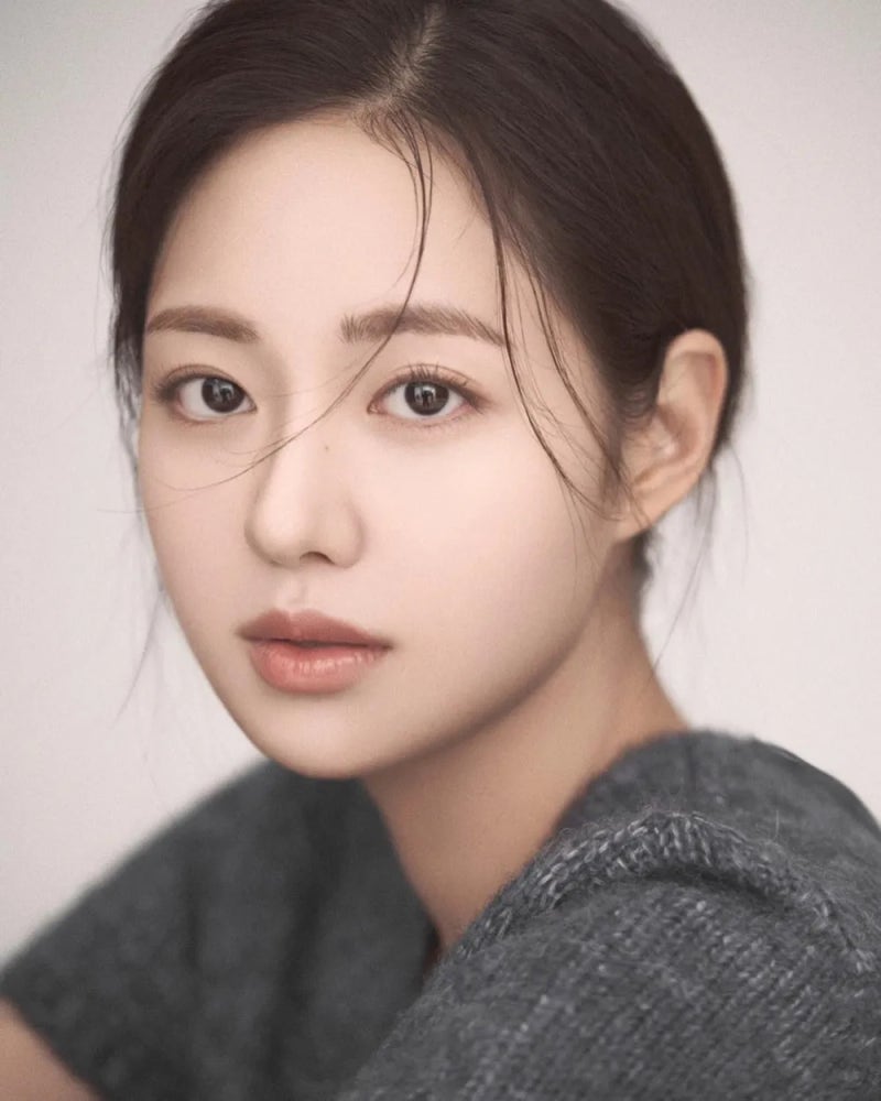 신슬기 사주 ( 인월 기토, 기유일주)