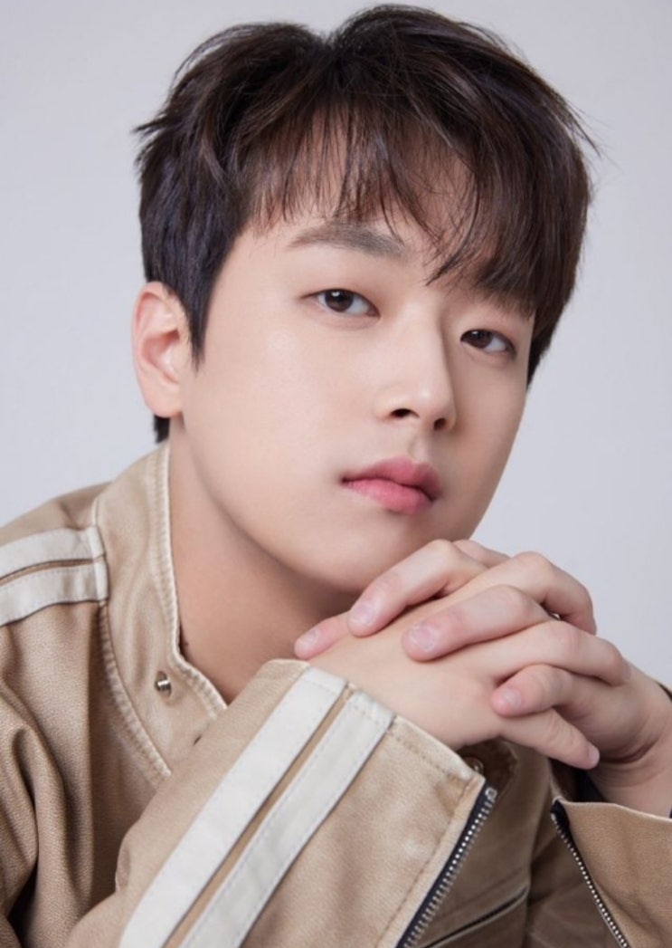 <연예가핫이슈> '열일 행보' 이찬원, 팬카페 회원수 6만명 돌파 <연예가핫이슈> '열일 행보' 이찬원, 팬카페 회원수 6만명 돌파