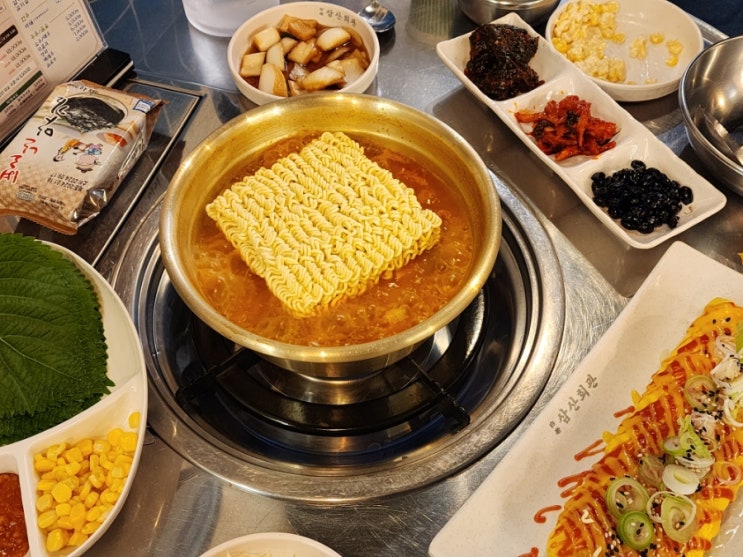 구리역맛집 국내산 묵은지 김치찌개 삼산회관 구리돌다리점