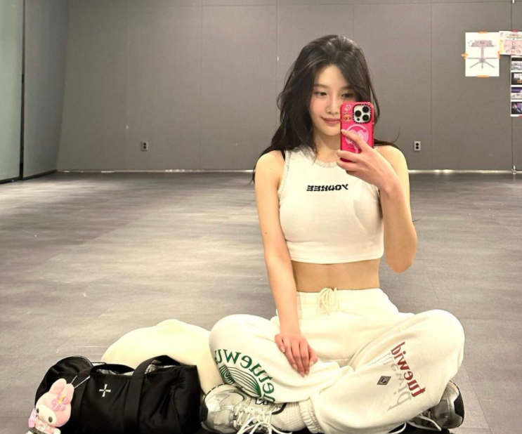  운동 헬스 가방이 여자 연예인 인기 유행 패션 가방 브랜드로 카하라 여성 발레리나백 추천