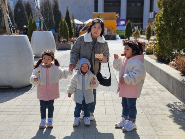  세종문화회관에서 뮤지컬보고 세종로공원 푸드존 즐기기