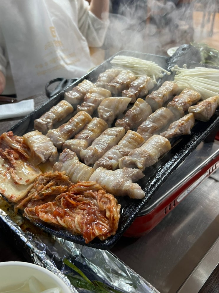 부산 대신동 다구워서 주는 참숯가마구이 삼겹살맛집 3초삼겹살 부산 대신동 다구워서 주는 참숯가마구이 삼겹살맛집 3초삼겹살