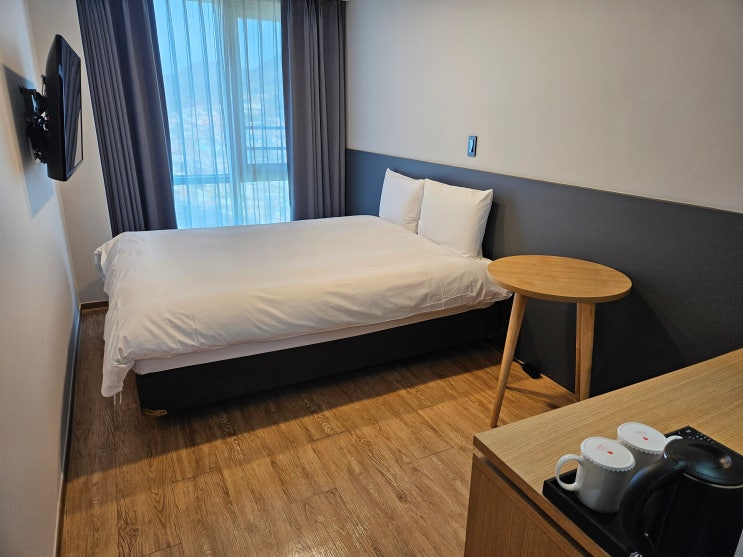  여수 호텔 추천 호텔케니 여수 이순신광장 가성비 맥주 무제한 라운지 바