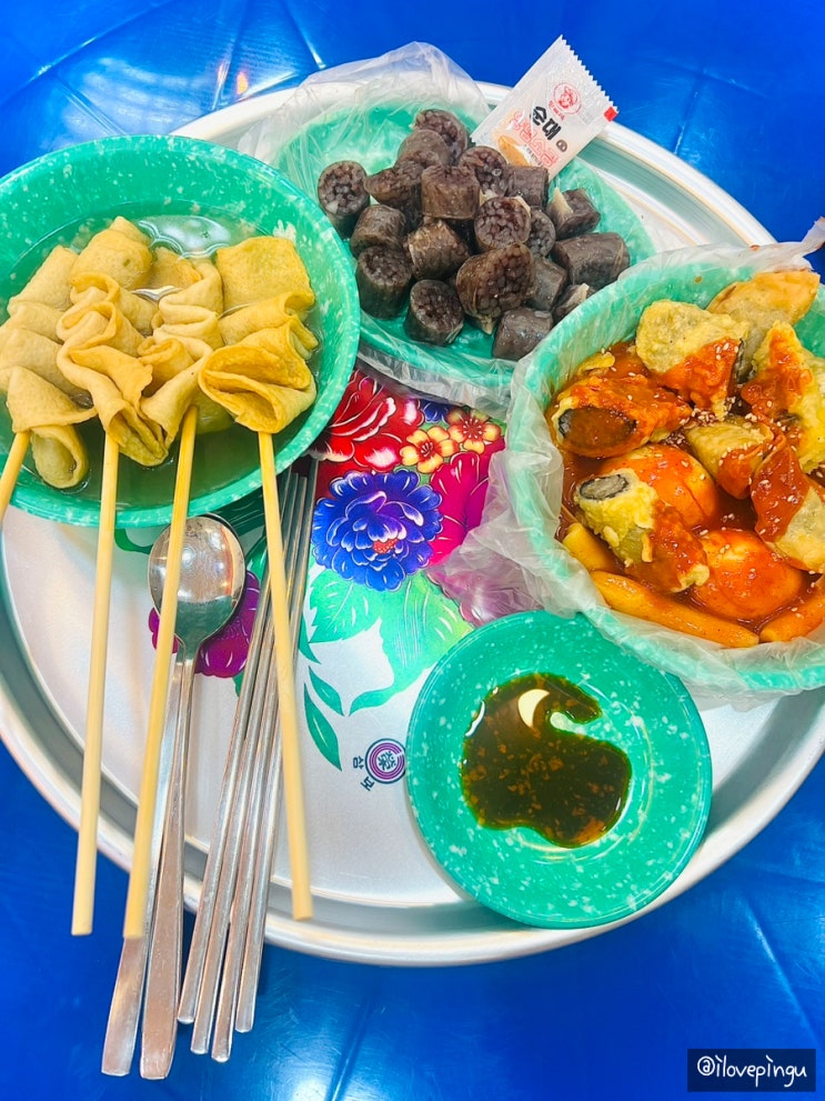  손님이 끊이지 않는 부평역 지하상가 맛집 입덕떡볶이