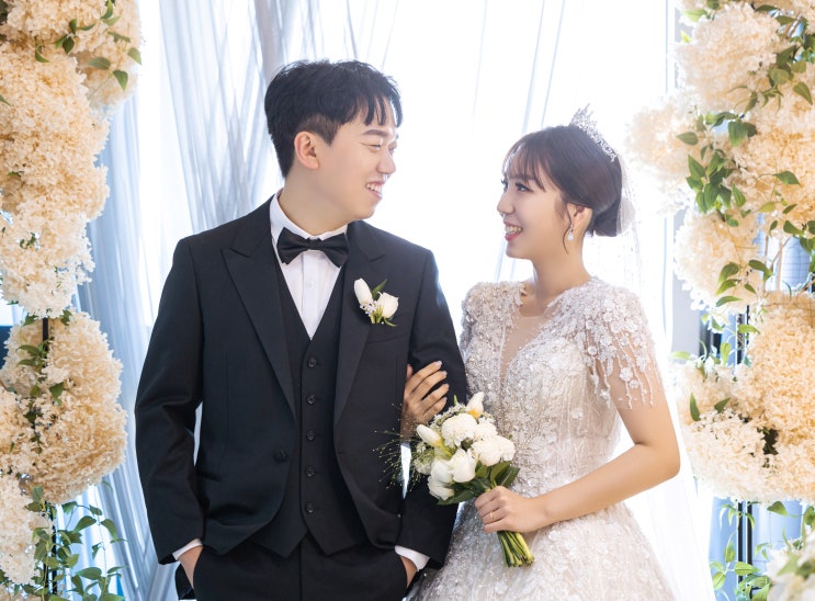  <라움 스튜디오> 안산 빌라드지디 컨벤션홀 신랑,신부님 본식스냅
