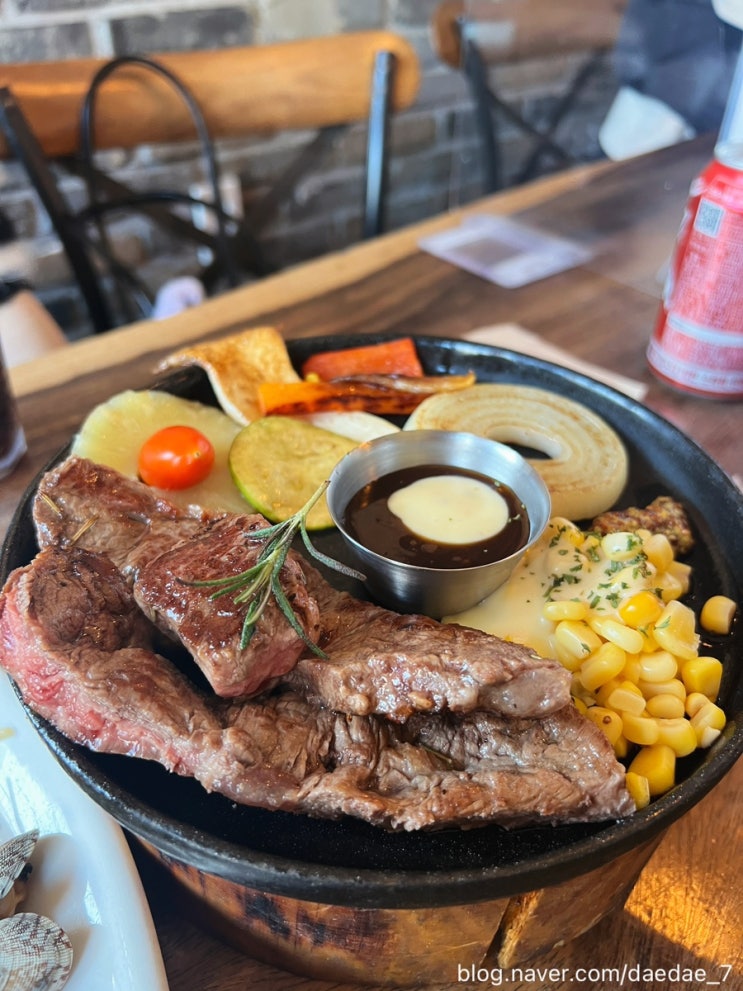  부산 해리단길에 있는 가성비 파스타와 스테이크 맛집 「코지하우스」