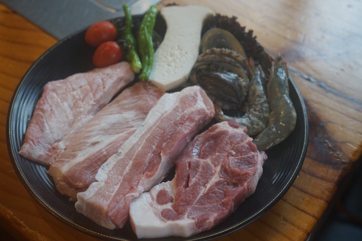  성산일출봉맛집은 섭지골 흑돼지 성산본점이 신의 한수 