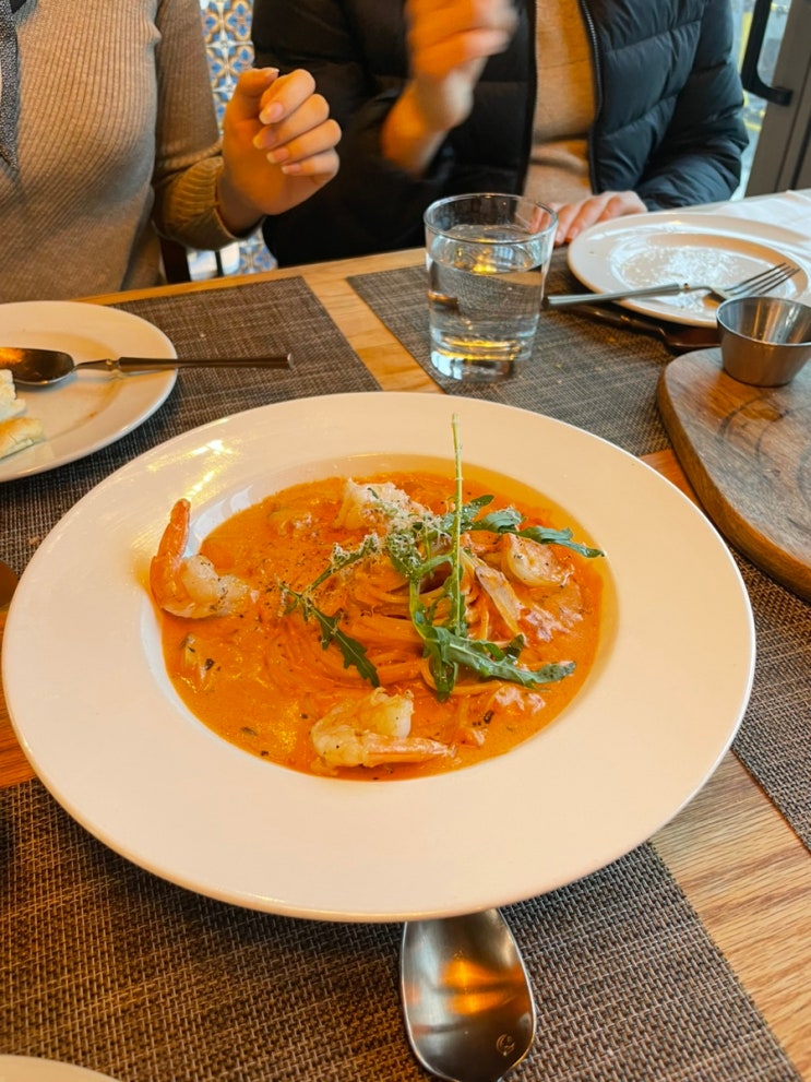  [용인맛집] 눈내리는 날 방문하기 좋은 이테리 맛집<D590> 레스토랑 방문후기  | 수지구고기리맛집