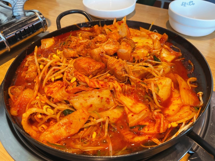  경기 광주 초월읍 맛집 제육두루치기 김치찌개 집밥 느낌 오늘도웃자 초월점