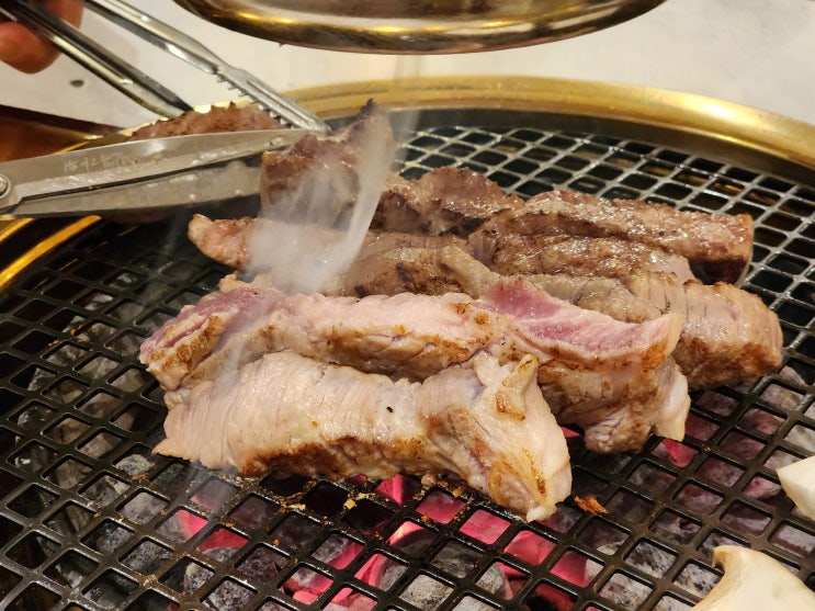  약수역 고기집 ::금성회관 약수직영점:: 목살이 맛난 돼지고기집