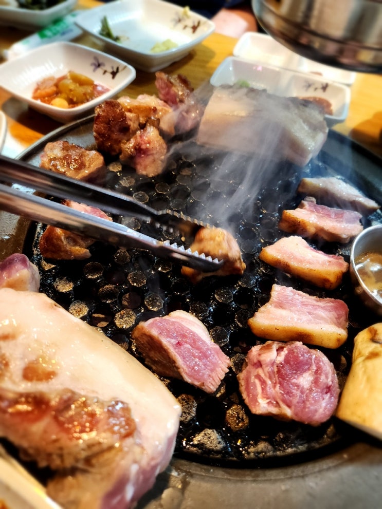 은평구 불광천 맛집 - 제주마실 흑돼지 고기집 먹방