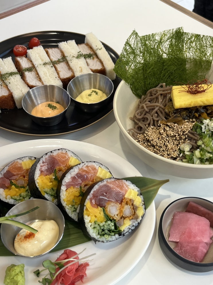  라이트하면서 맛있는 한끼 식사를 원한다면 ‘진월동 맛집 초이다이닝‘