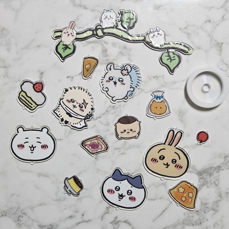 디어마이뮤즈 먼작귀 치이카와 아크릴서선캐처 키트 DIY 만들기 디어마이뮤즈 먼작귀 치이카와 아크릴서선캐처 키트 DIY 만들기