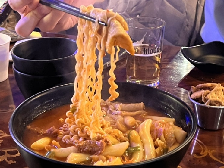  서울 홍대 분위기 좋은 술집 감성 넘치는 블랙앤잭