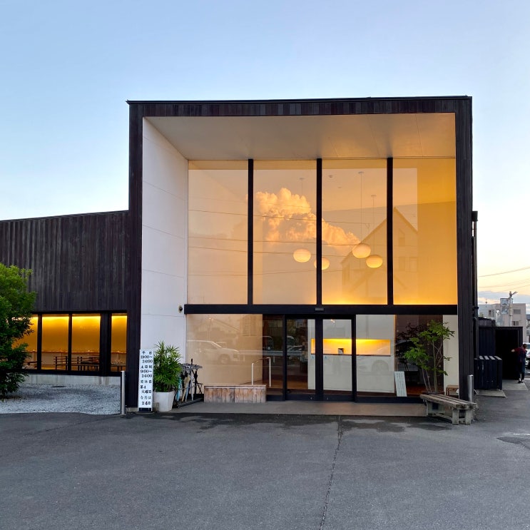  다카마츠 여행 (2) : 세련된 온천 공간, 붓쇼잔 온천(仏生山温泉)