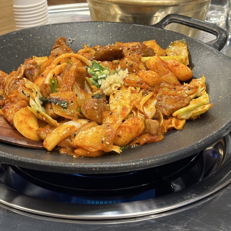  [구파발맛집, 삼산회관 구파발점] 한식이 생각날 때, 매콤 달달한 돼지김치구이 맛집