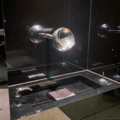 Cafe Iro Restroom — photo 1