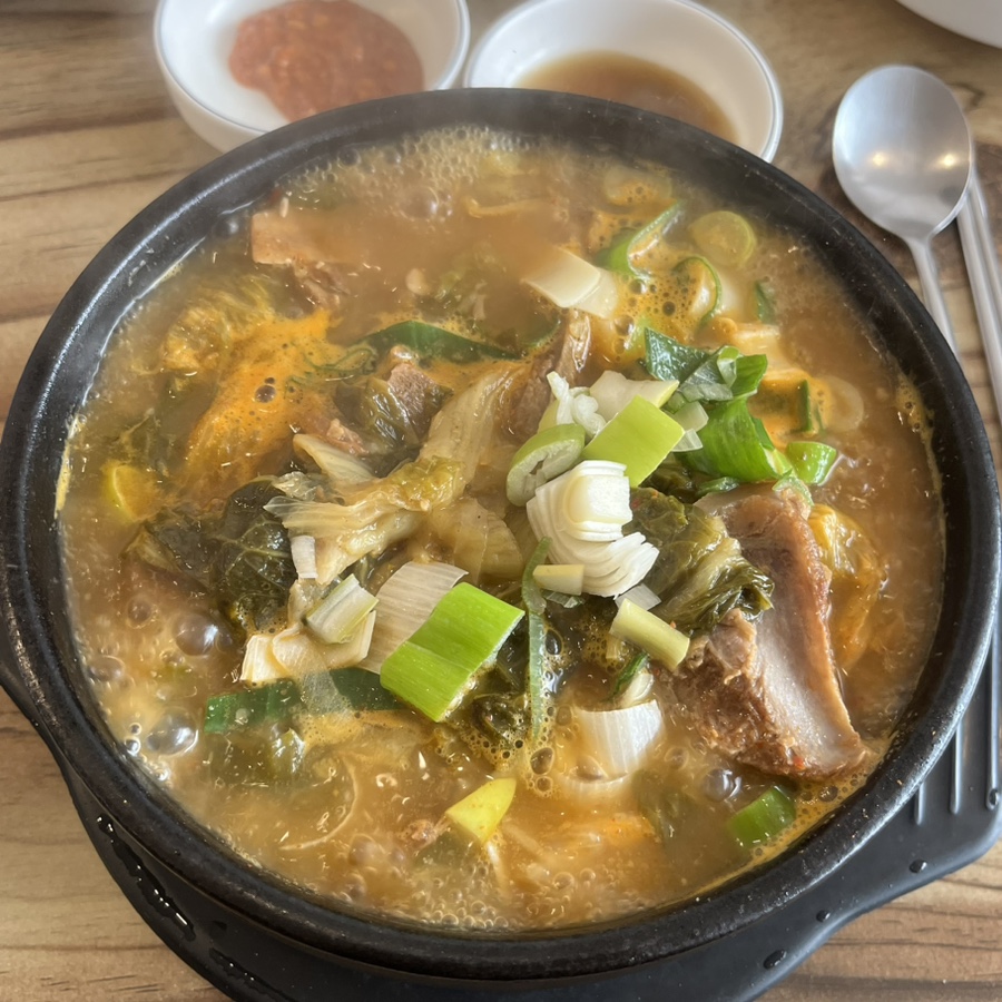 김금희감자탕순대국 사진 5
