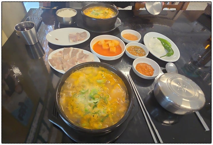  석촌호수 24시간 순대국 냉수육 정식 이장우 원조 호석촌 잠실점
