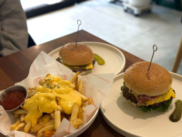  돌다리 구리시장 맛집 수제버거 ‘후니쓰’